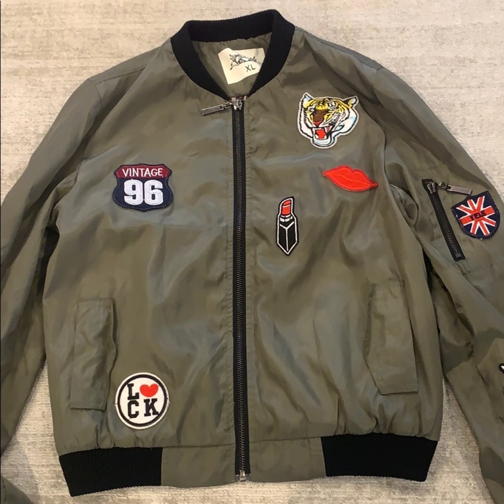 Bomber jacket - Picture 2 of 8
